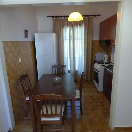 Sofia Hotel apartamentowy Ypsos